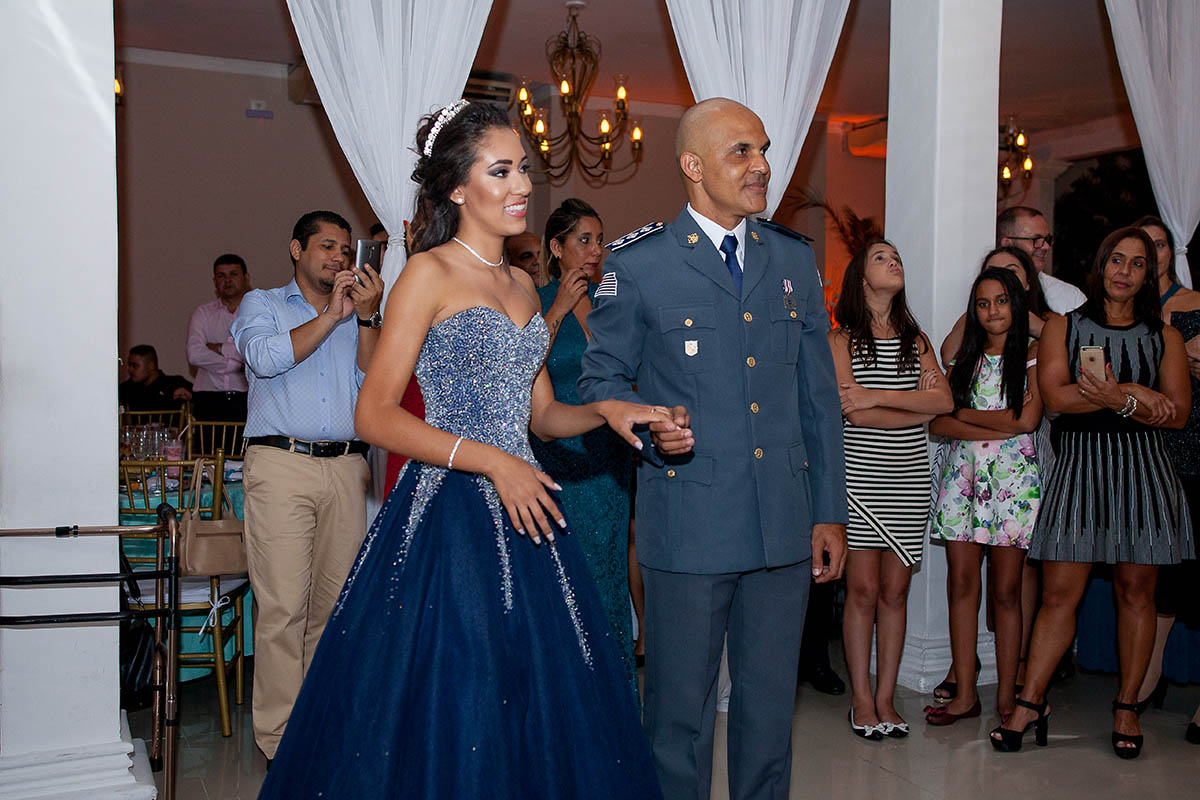 Samira 15 anos-escolhida3.jpg